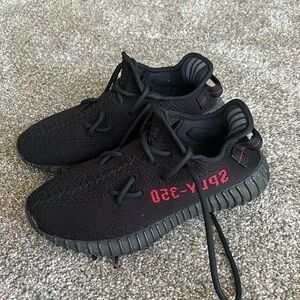 Yeezy boost size 7 (M)